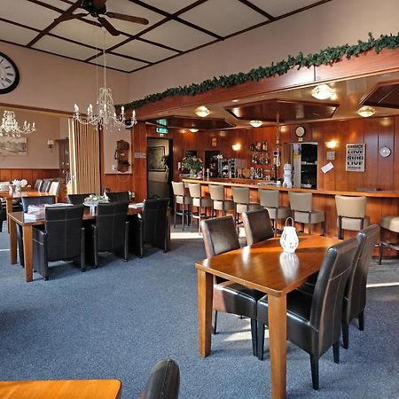 Hotel Martenshoek Hoogezand Bagian luar foto
